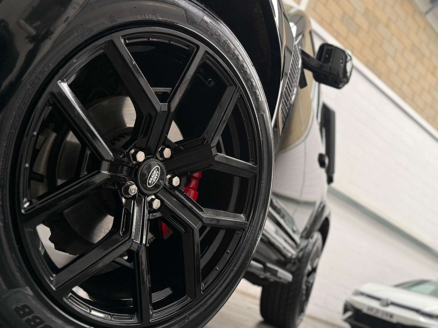 Used Land Rover Defender 2022 for sale - 77850684: Photo 30