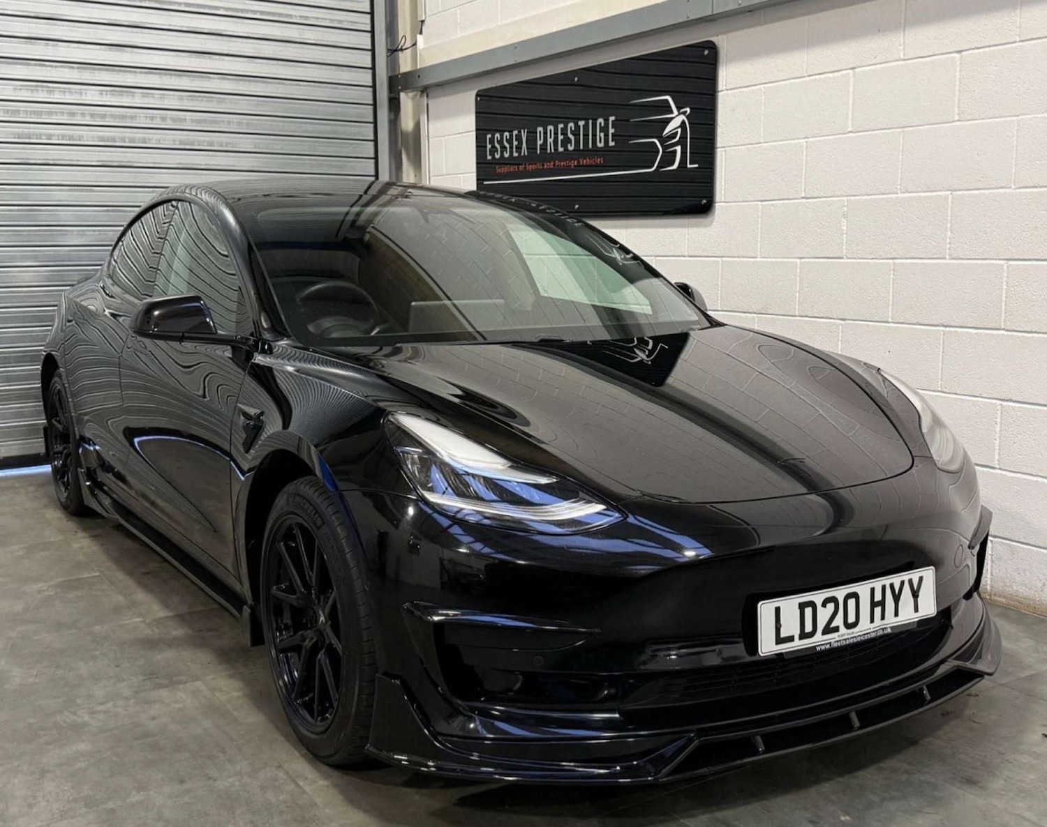 Used Tesla Model 3 2020 for sale - 76910605: Photo 1