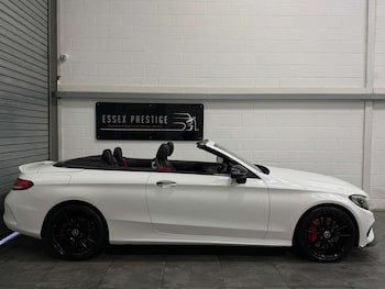 Used Mercedes-Benz C Class 2018 for sale - 77151118: Photo