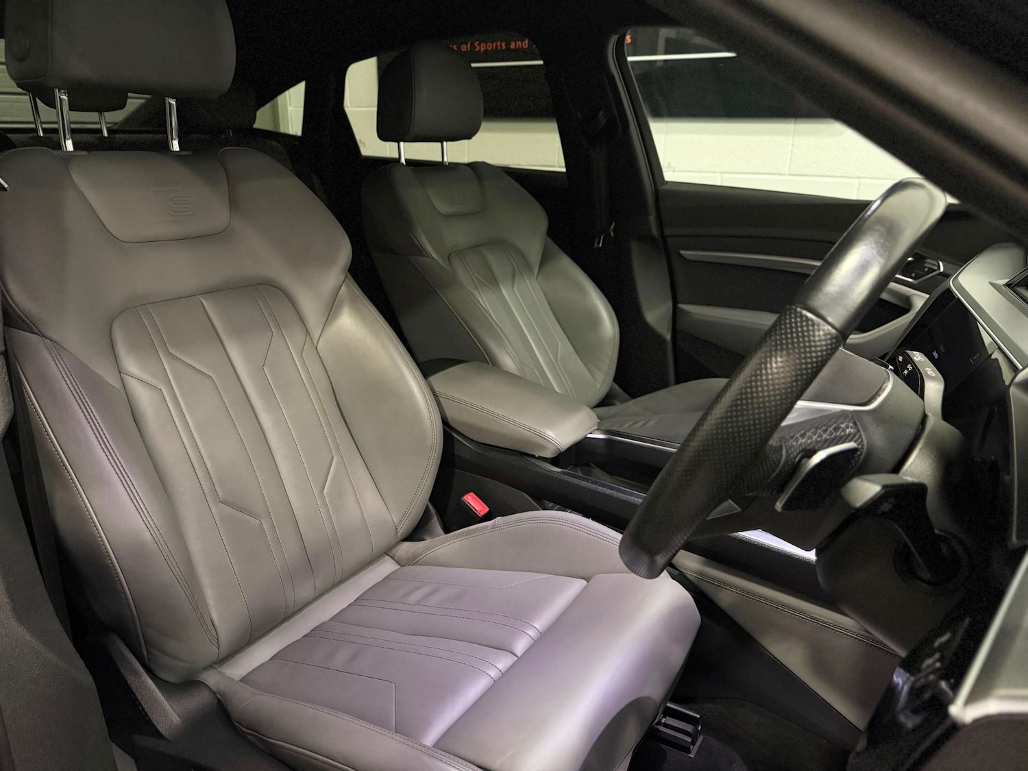 Used Audi e-tron 2021 for sale - 77283211: Photo 16