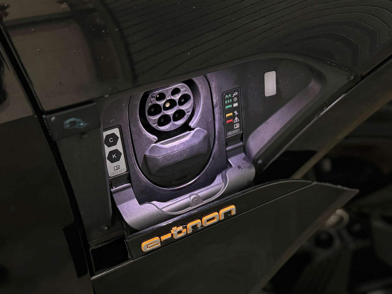 Used Audi e-tron 2021 for sale - 77283211: Photo 24