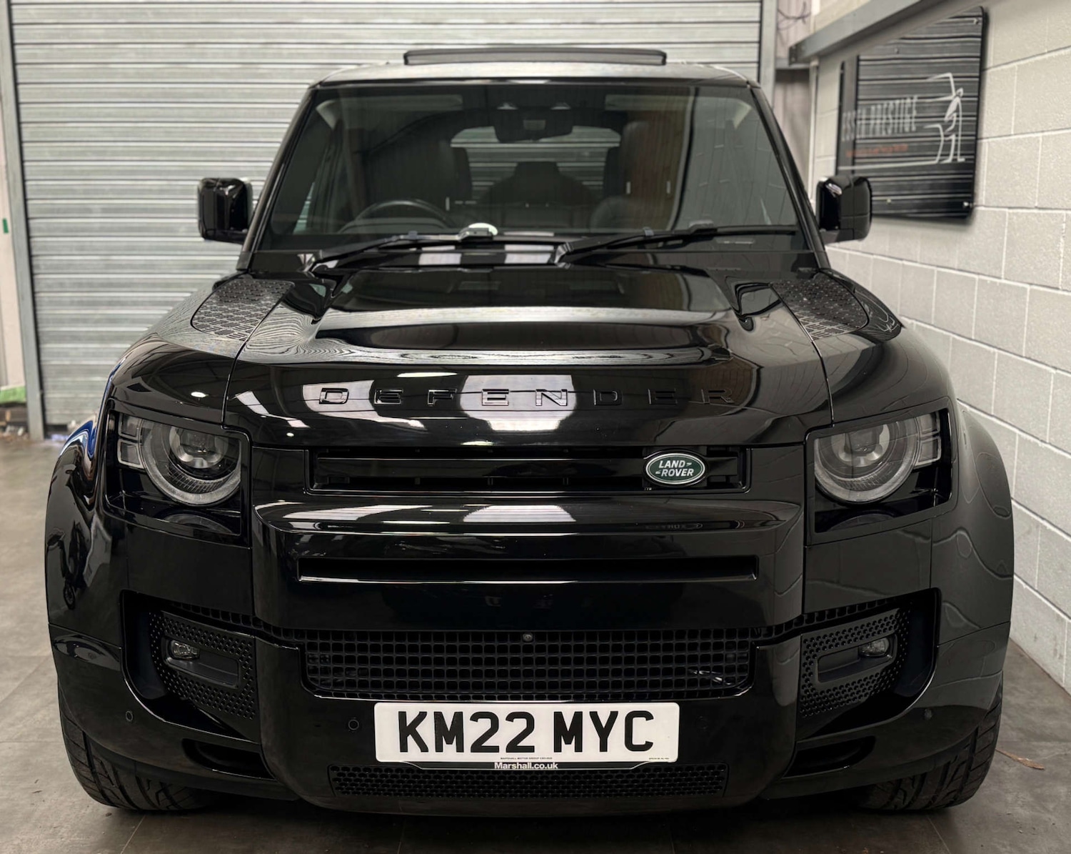 Used Land Rover Defender 2022 for sale - 78128728: Photo 2