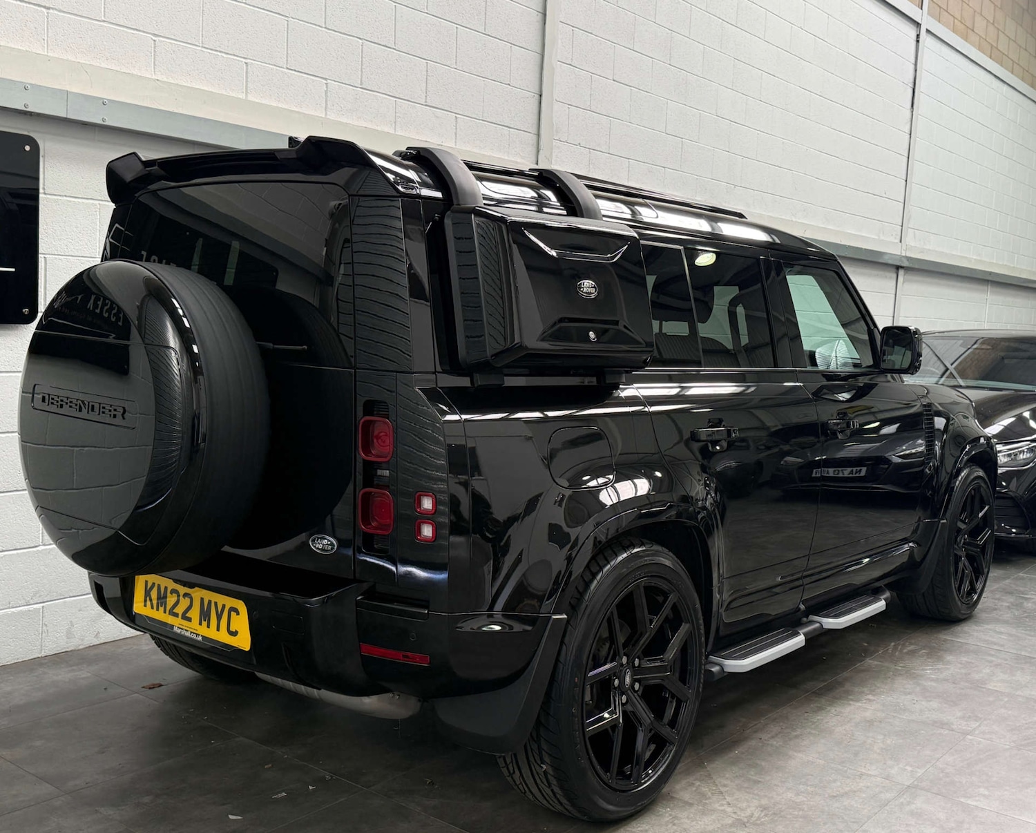 Used Land Rover Defender 2022 for sale - 78128728: Photo 6