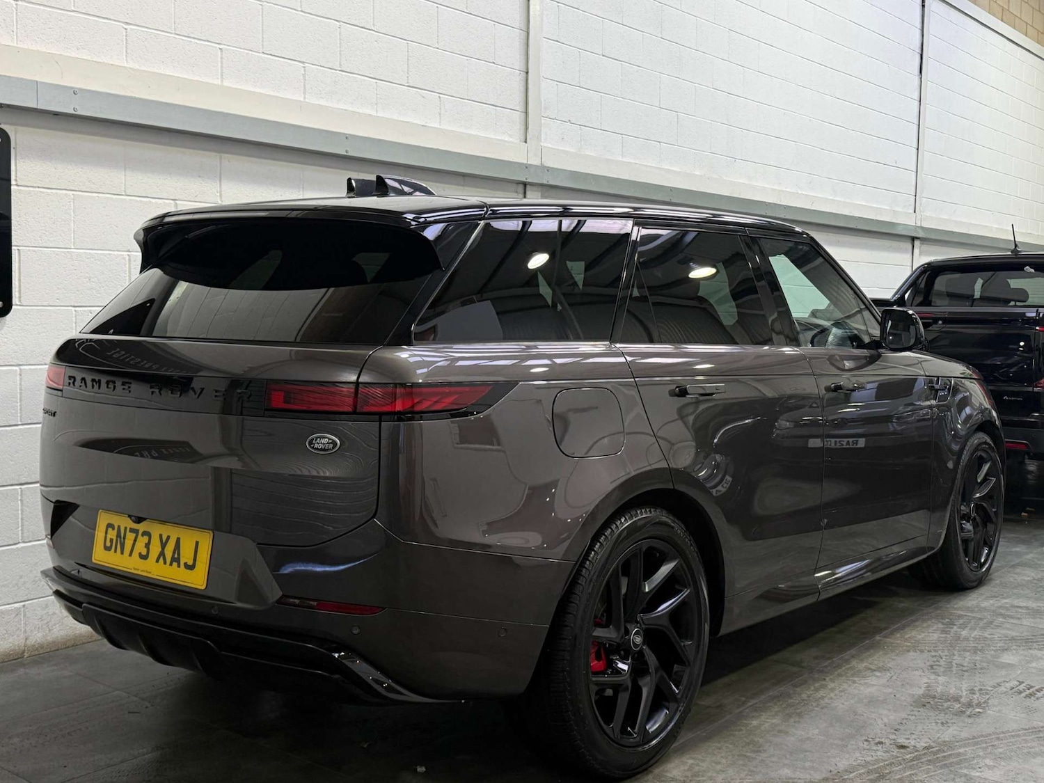 Used Land Rover Range Rover Sport 2023 for sale - 76429355: Photo 5