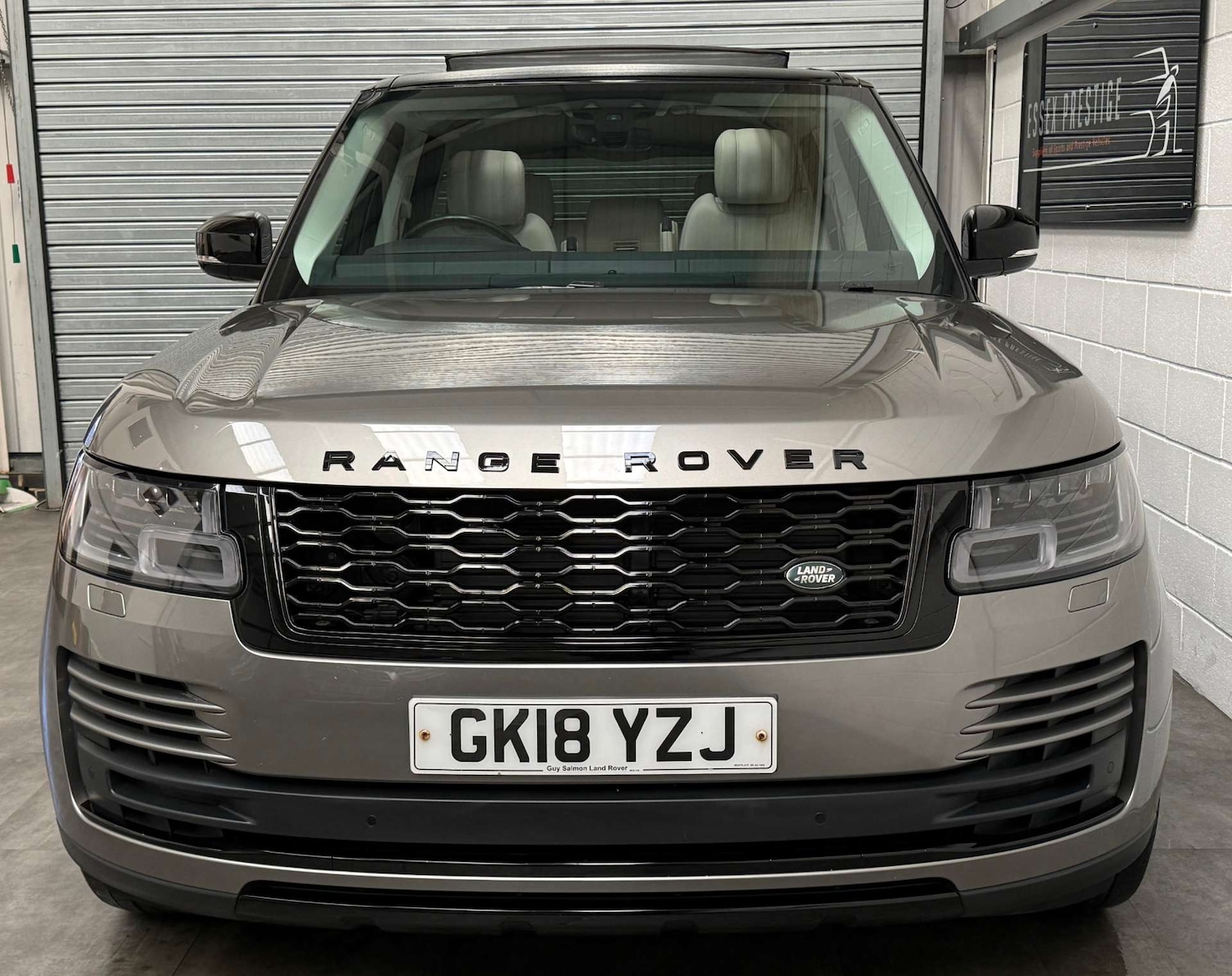 Used Land Rover Range Rover 2018 for sale - 77446412: Photo 2