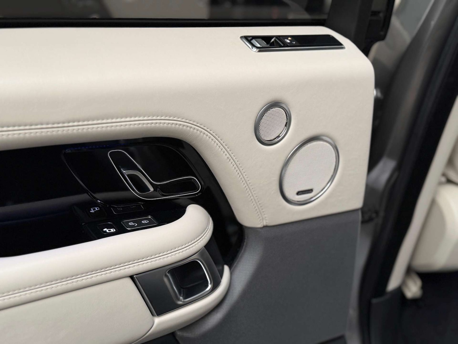 Used Land Rover Range Rover 2018 for sale - 77446412: Photo 30