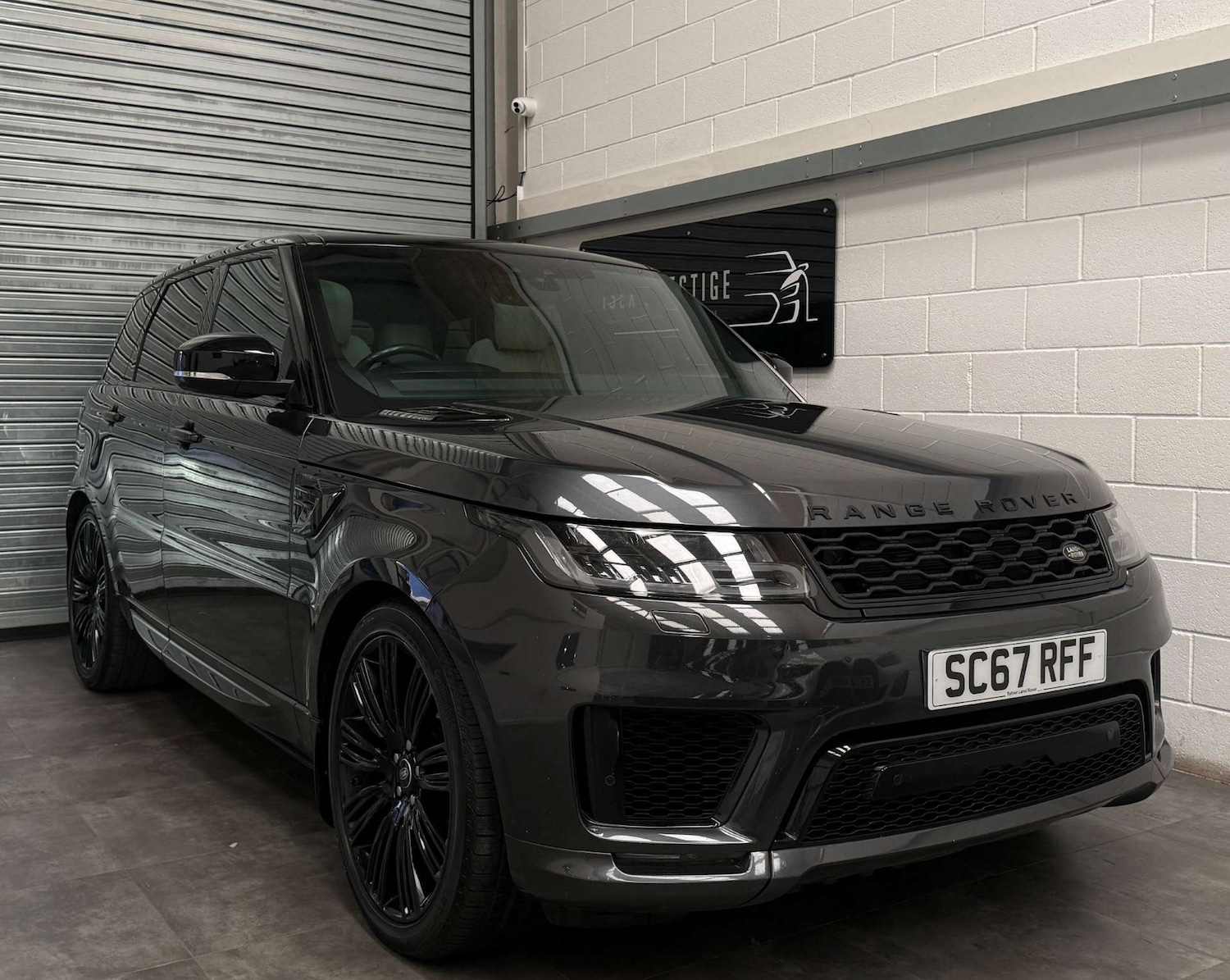 Used Land Rover Range Rover Sport 2018 for sale - 76197233: Photo 1