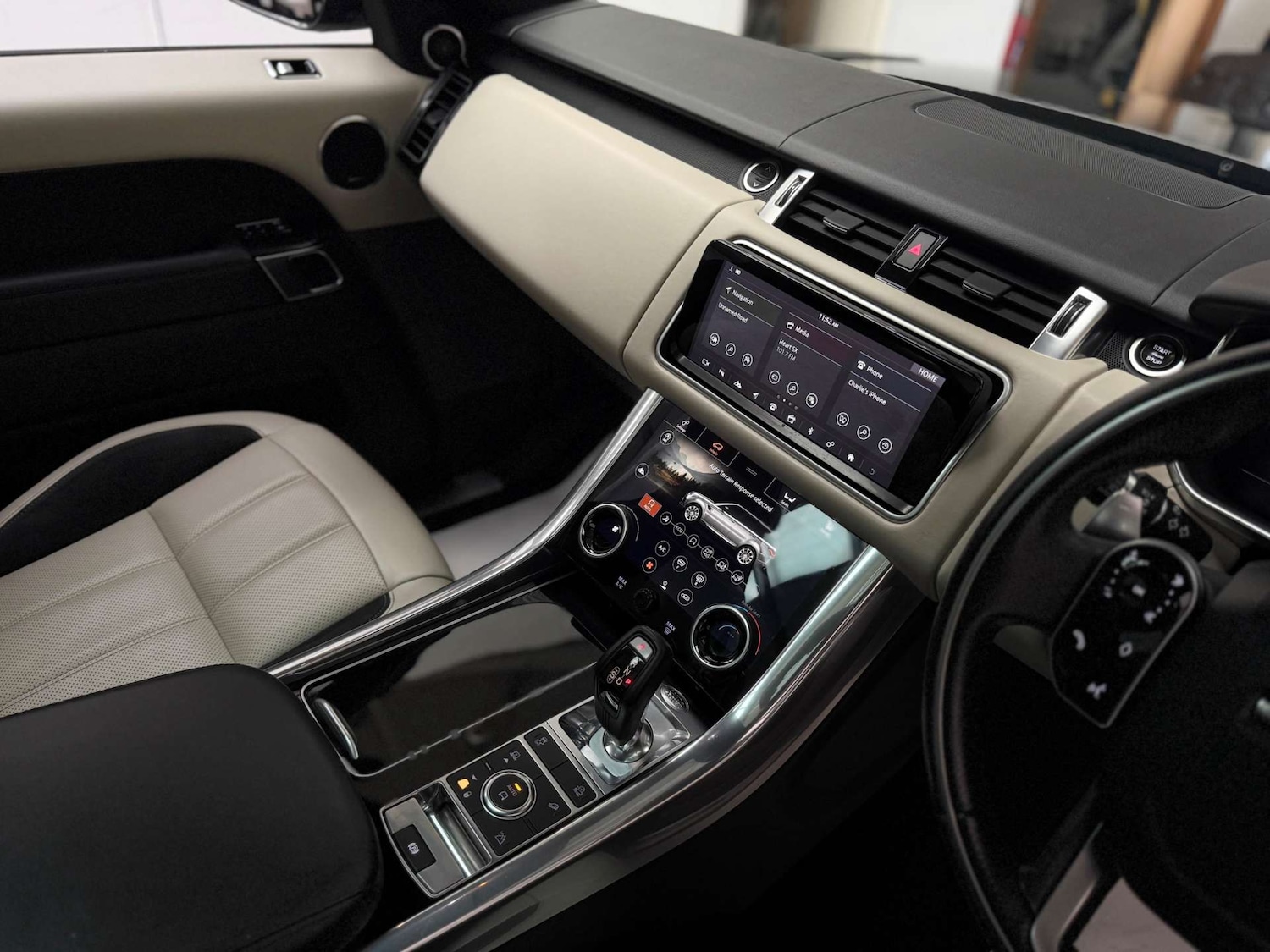 Used Land Rover Range Rover Sport 2018 for sale - 76197233: Photo 21