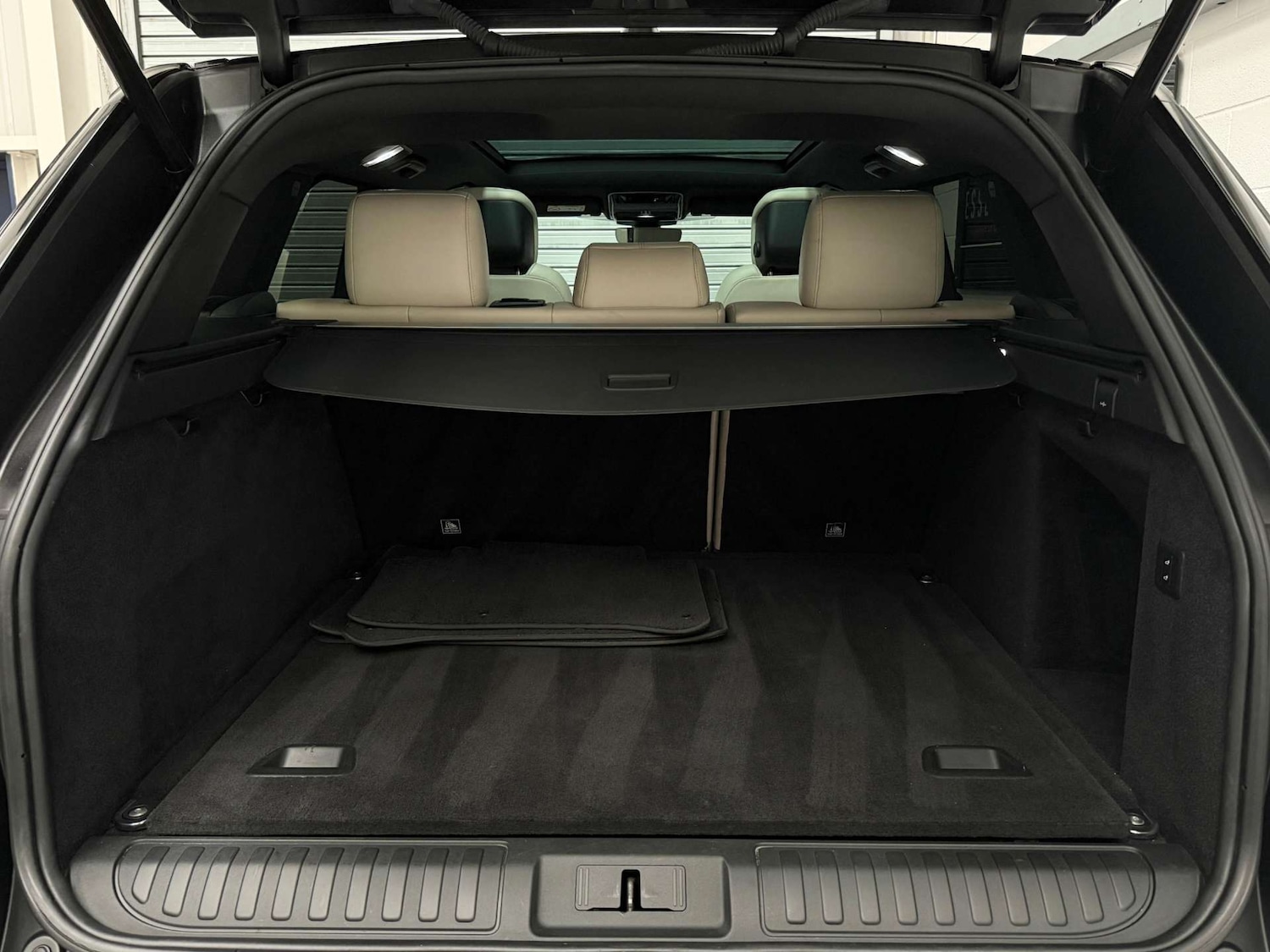 Used Land Rover Range Rover Sport 2018 for sale - 76197233: Photo 29