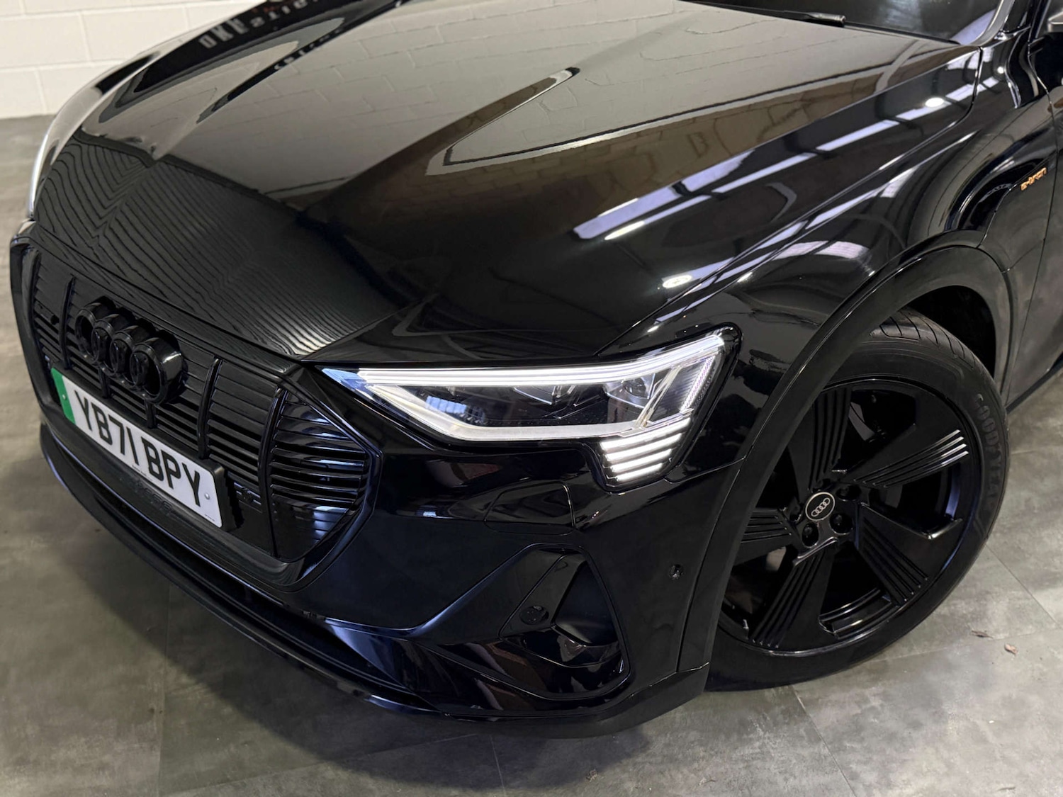 Used Audi e-tron 2022 for sale - 77921651: Photo 11