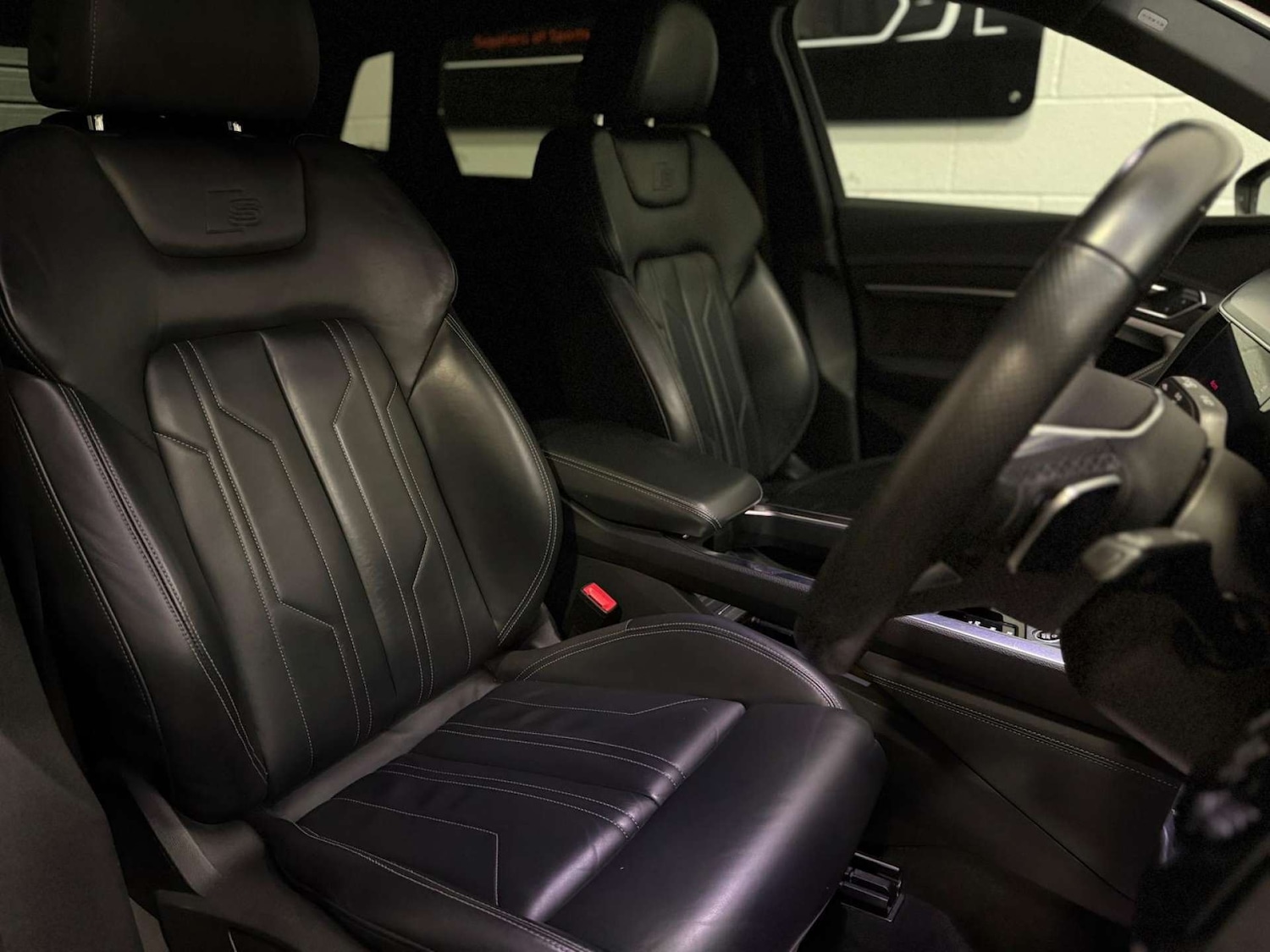 Used Audi e-tron 2022 for sale - 77921651: Photo 16