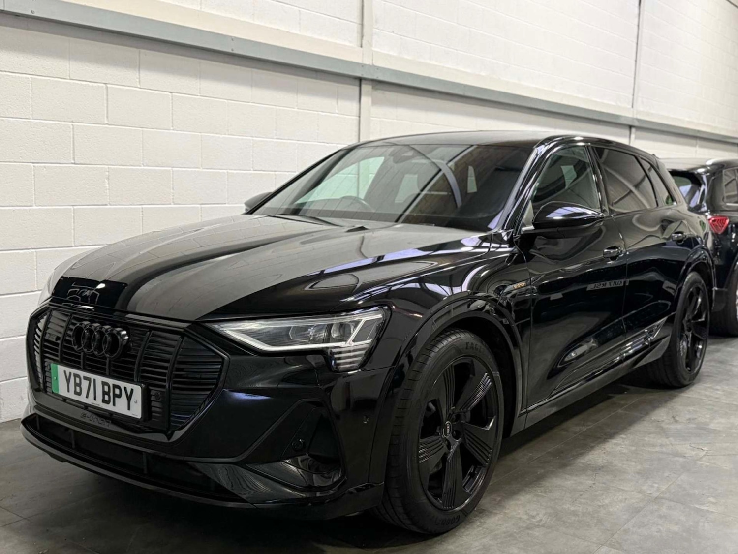 Used Audi e-tron 2022 for sale - 77921651: Photo 3