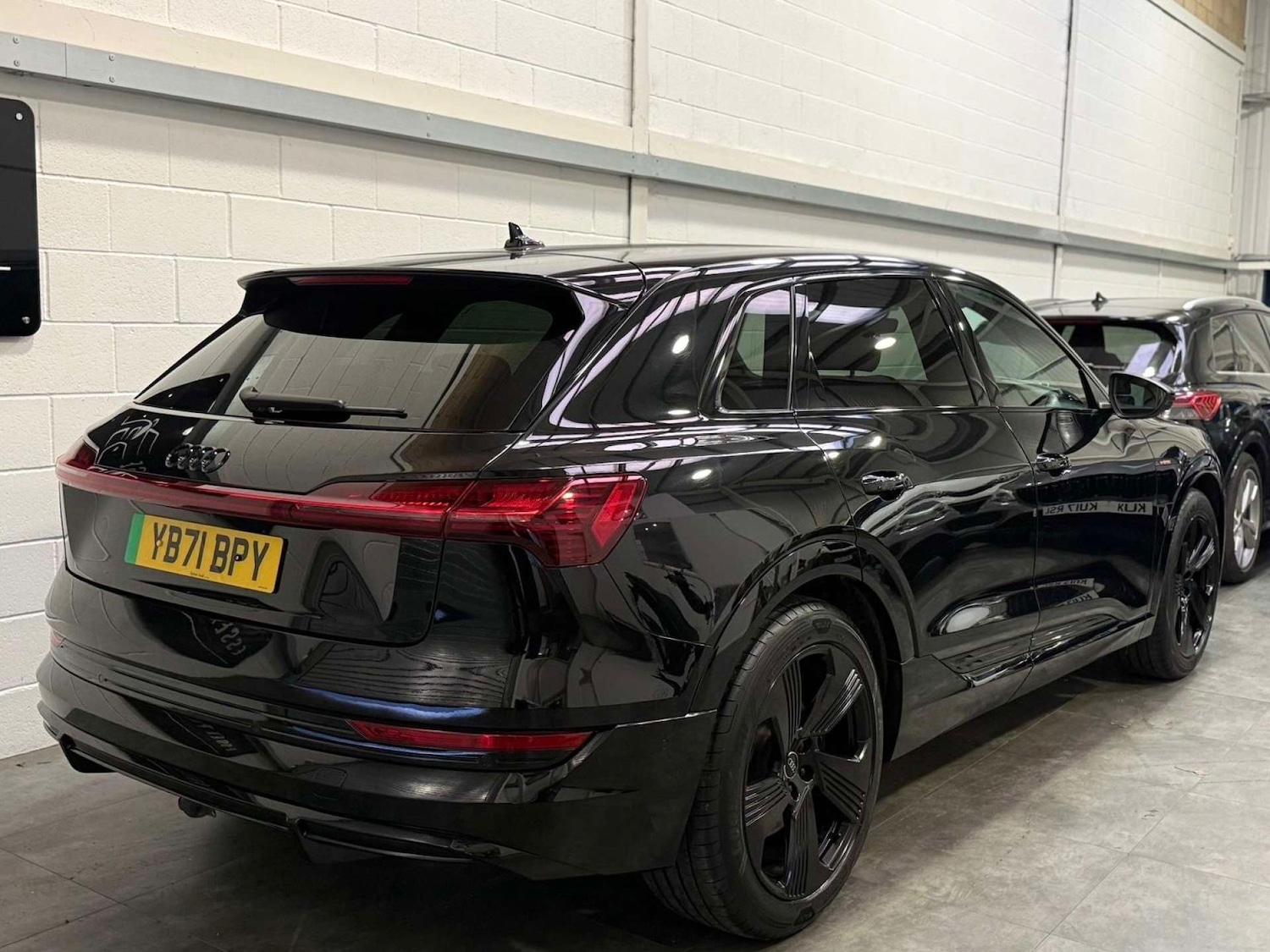 Used Audi e-tron 2022 for sale - 77921651: Photo 6