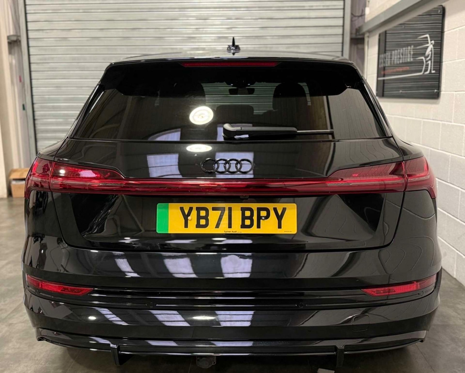 Used Audi e-tron 2022 for sale - 77921651: Photo 7