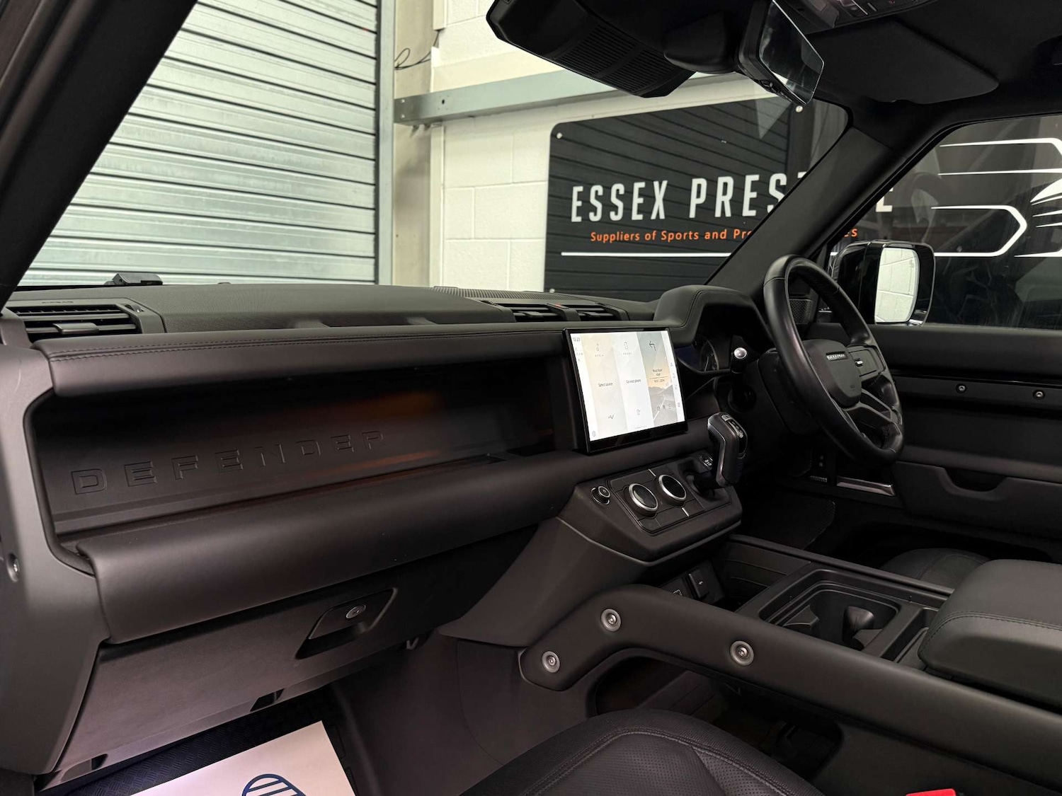 Used Land Rover Defender 2023 for sale - 76829880: Photo 16