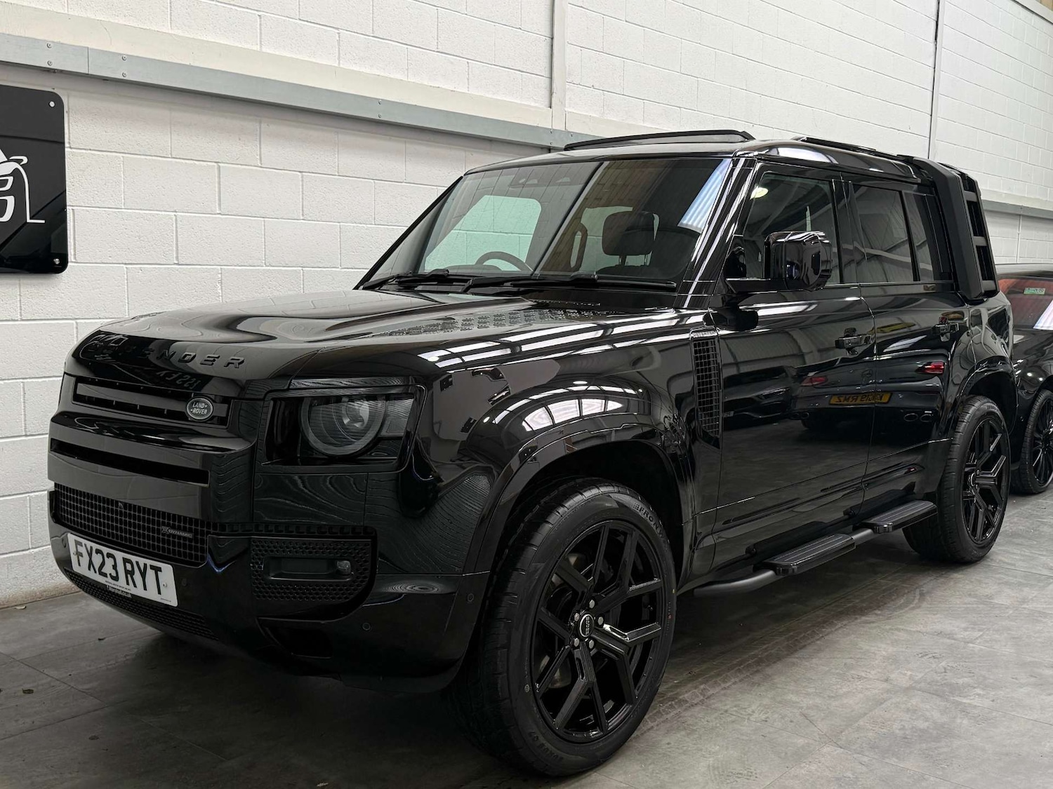 Used Land Rover Defender 2023 for sale - 76829880: Photo 3