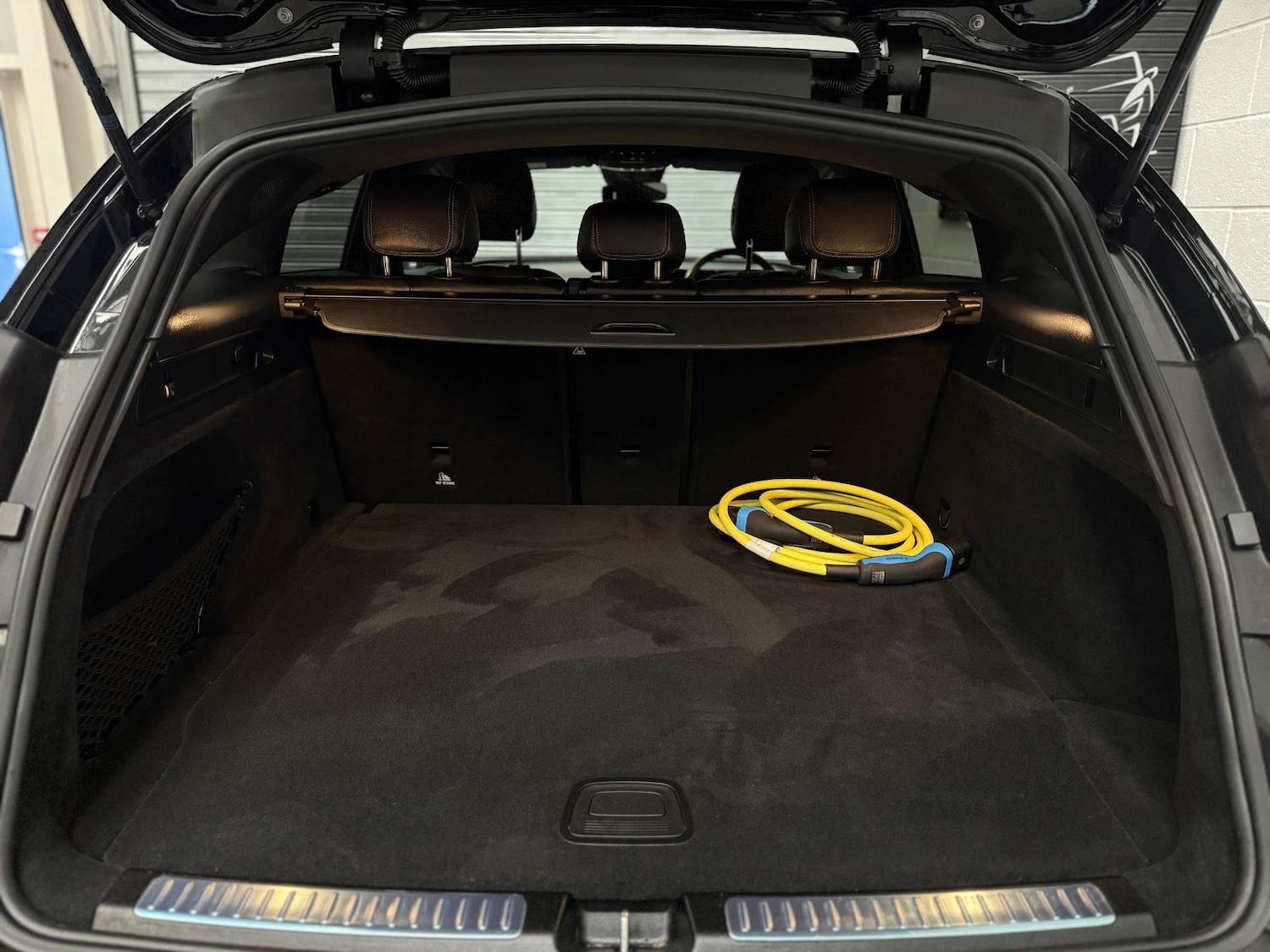 Used Mercedes-Benz EQC 2023 for sale - 78041869: Photo 26