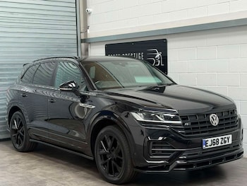 Used Volkswagen Touareg 2018 for sale - 79439613: Photo