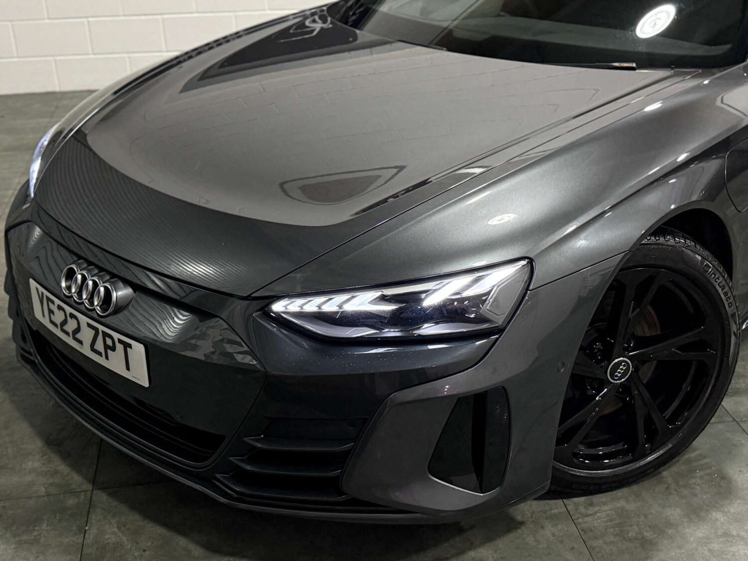 Used Audi e-tron GT 2022 for sale - 77469887: Photo 11