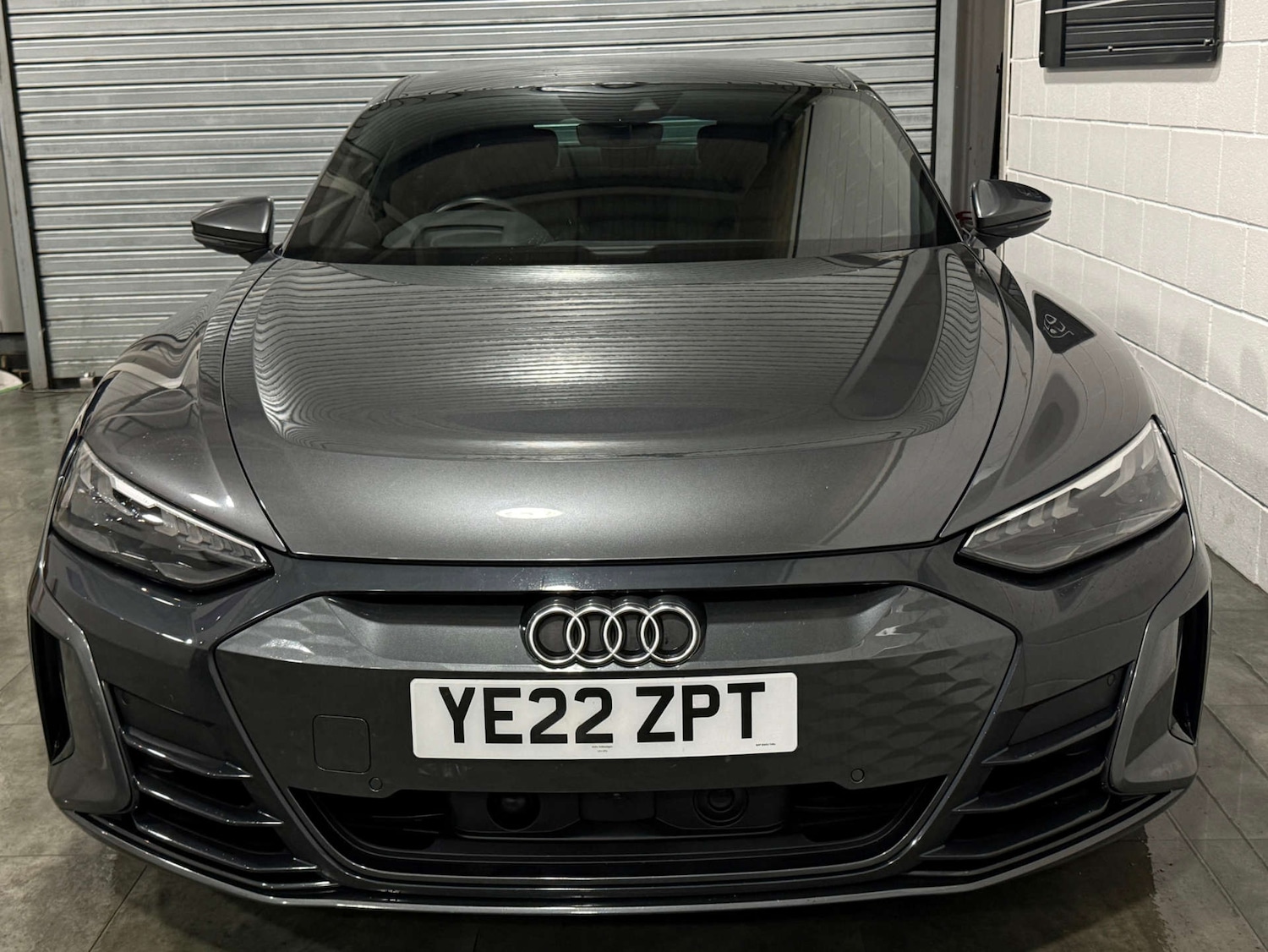 Used Audi e-tron GT 2022 for sale - 77469887: Photo 2