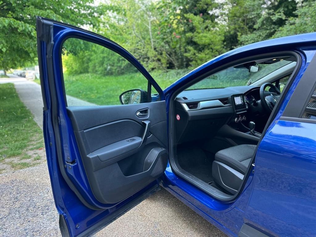 Used Renault Captur 2022 for sale - 76505641: Photo 29