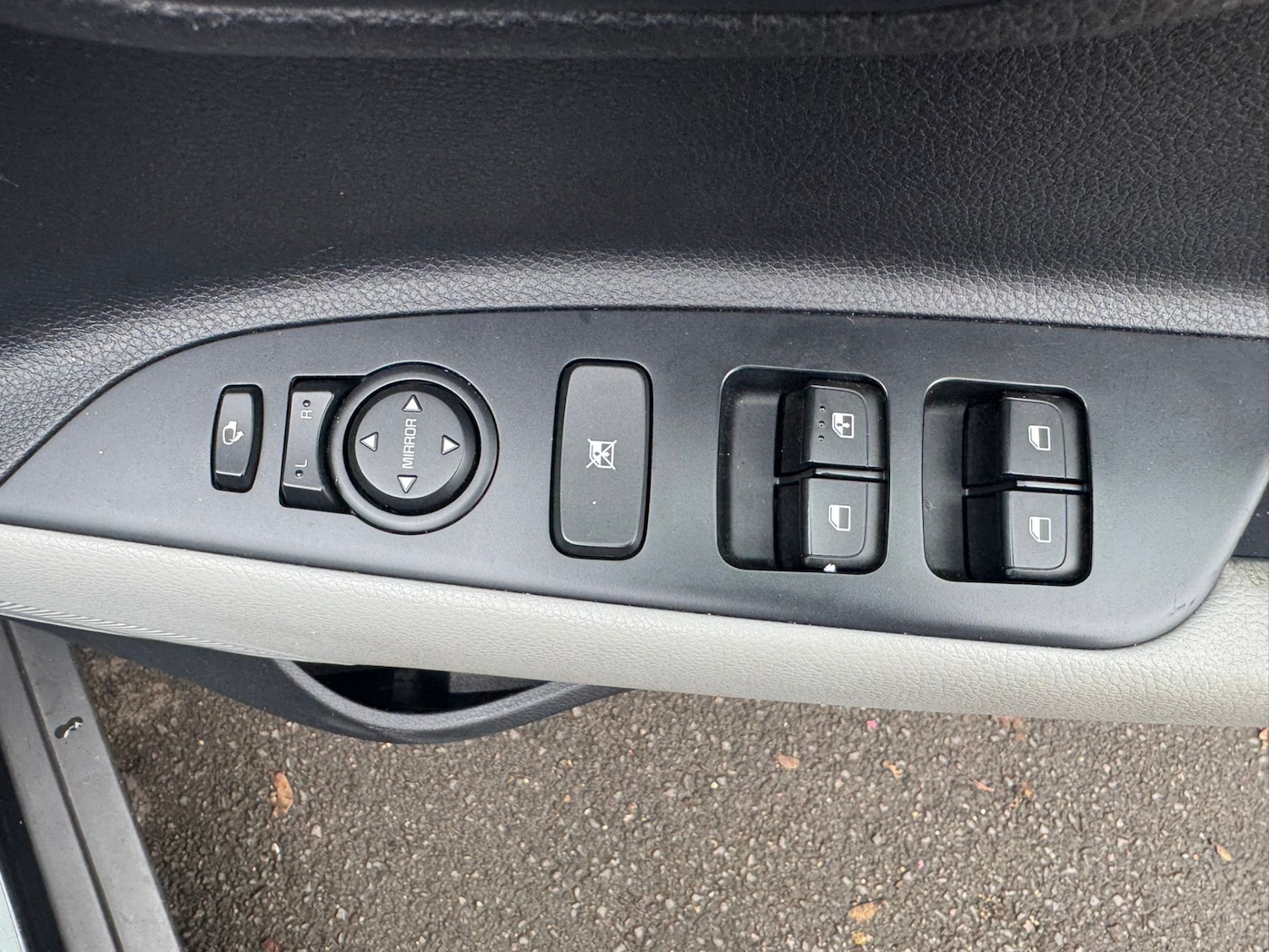 Used Kia Stonic 2020 for sale - 76541745: Photo 11