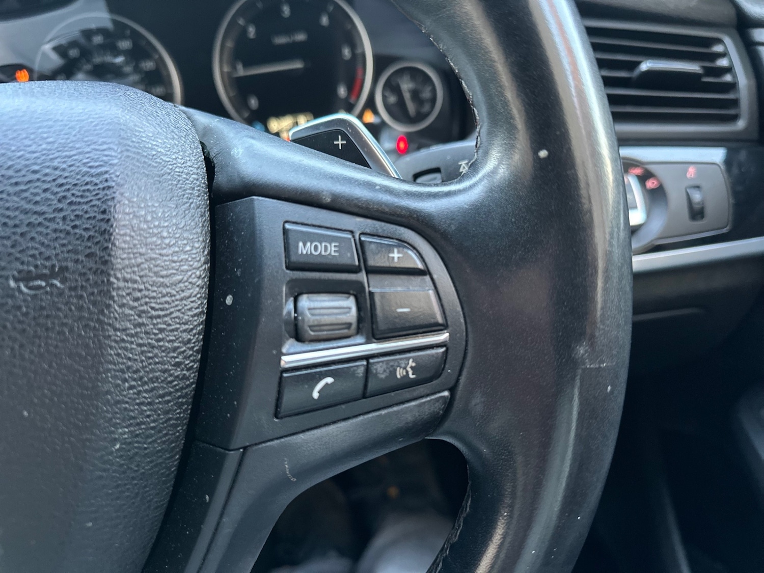 Used BMW X4 2015 for sale - 76491267: Photo 11