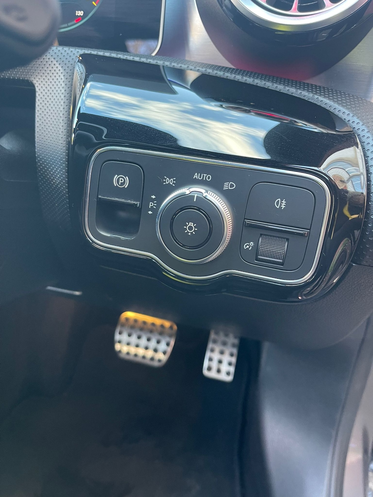 Used Mercedes-Benz A-Class 2018 for sale - 77220589: Photo 16