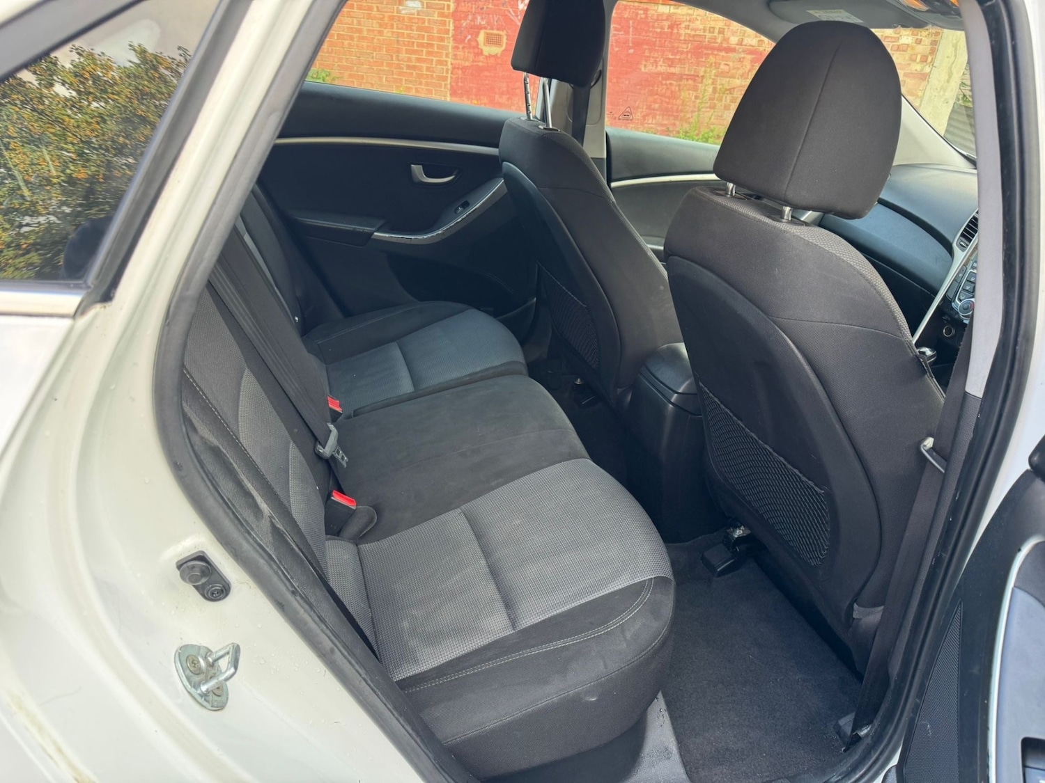 Used Hyundai i30 2015 for sale - 76493837: Photo 13