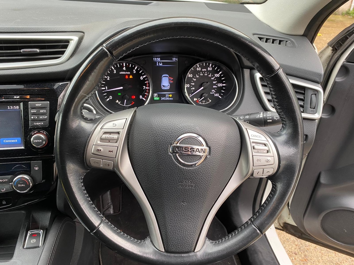 Used Nissan Qashqai 2016 for sale - 76555361: Photo 12