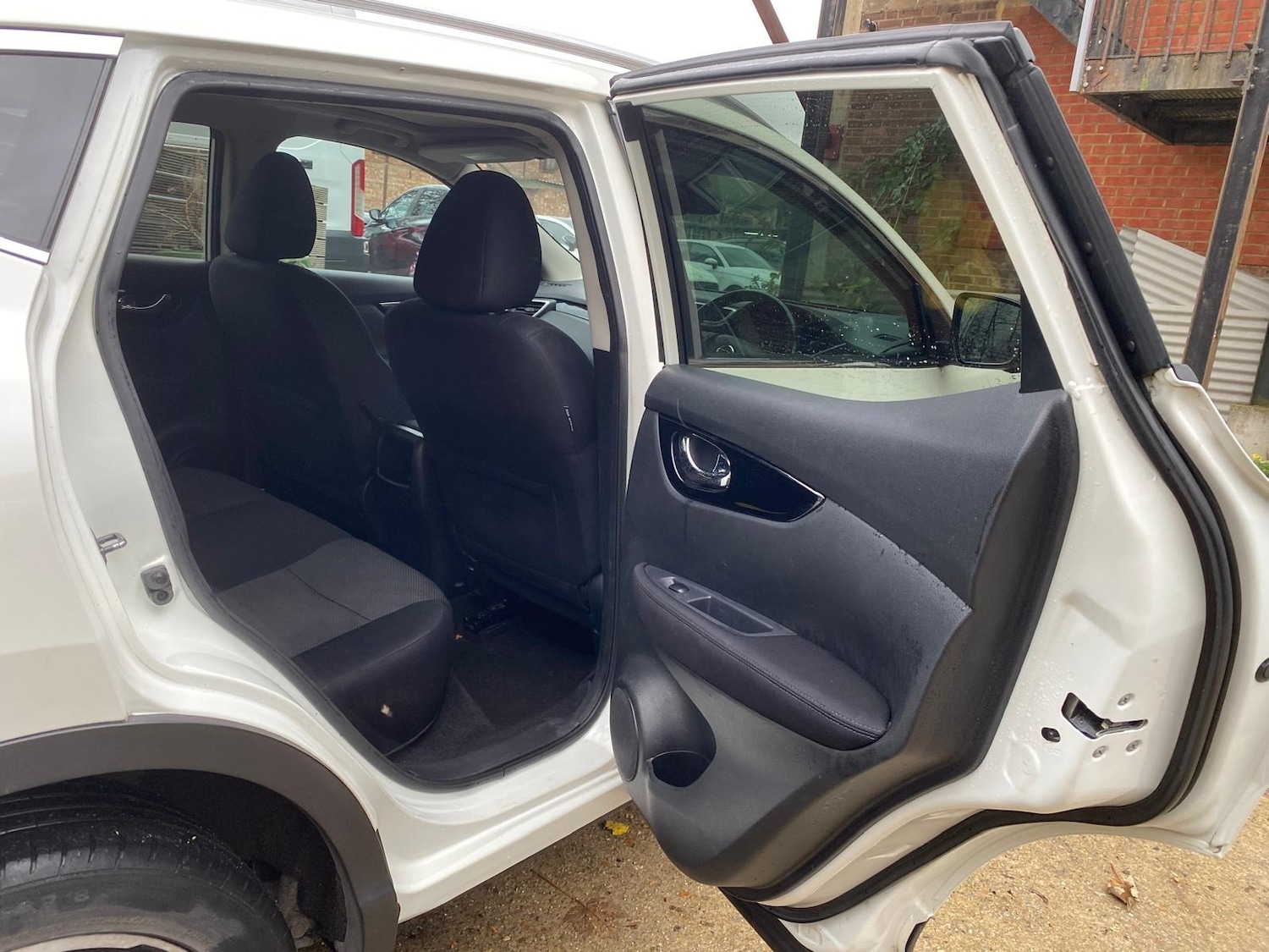 Used Nissan Qashqai 2016 for sale - 76555361: Photo 24