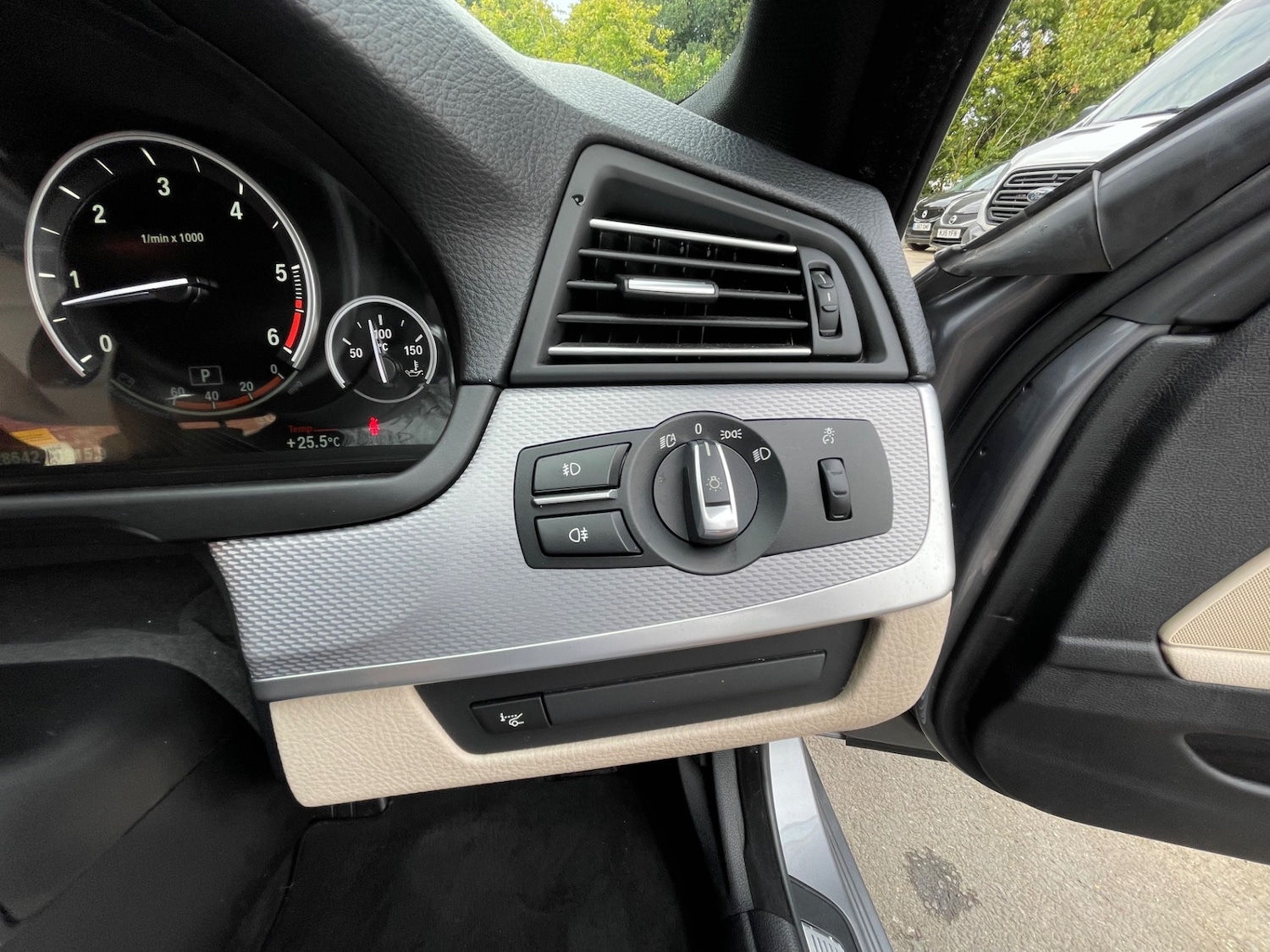 Used BMW 5 Series 2015 for sale - 76492483: Photo 12