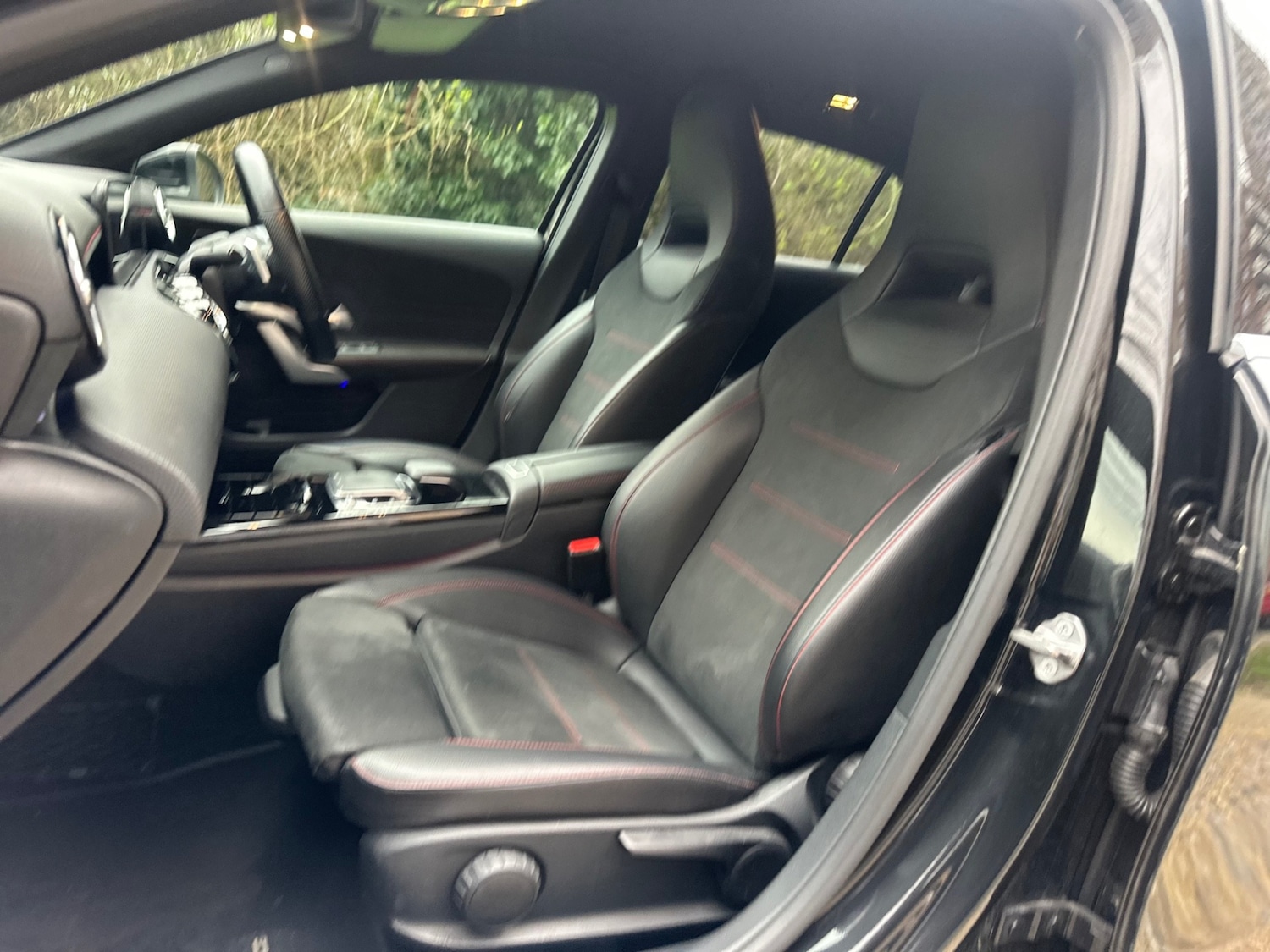 Used Mercedes-Benz A-Class 2019 for sale - 76494129: Photo 27