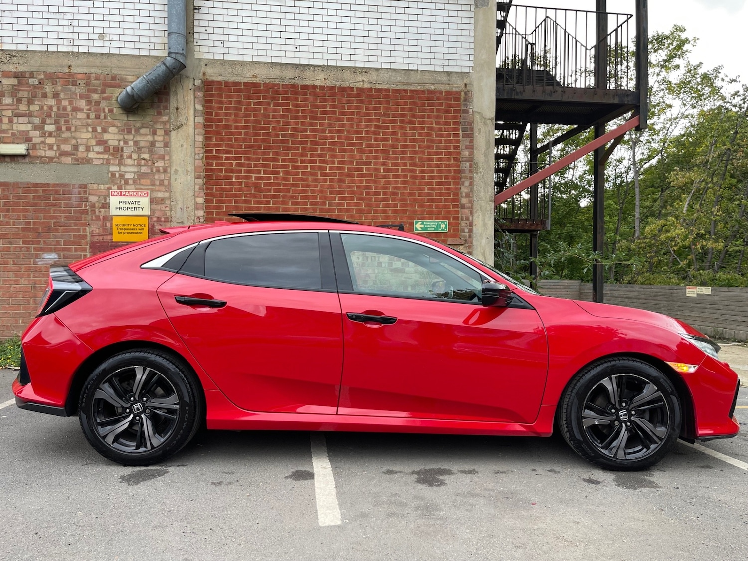 Used Honda Civic 2020 for sale - 76518929: Photo 5