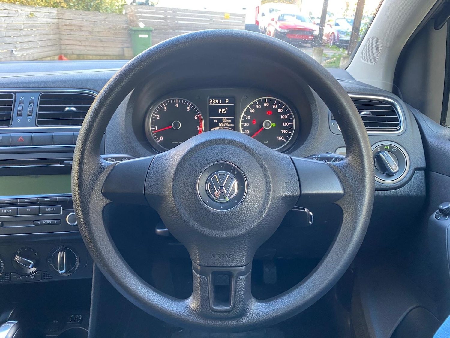 Used Volkswagen Polo 2011 for sale - 76506233: Photo 12