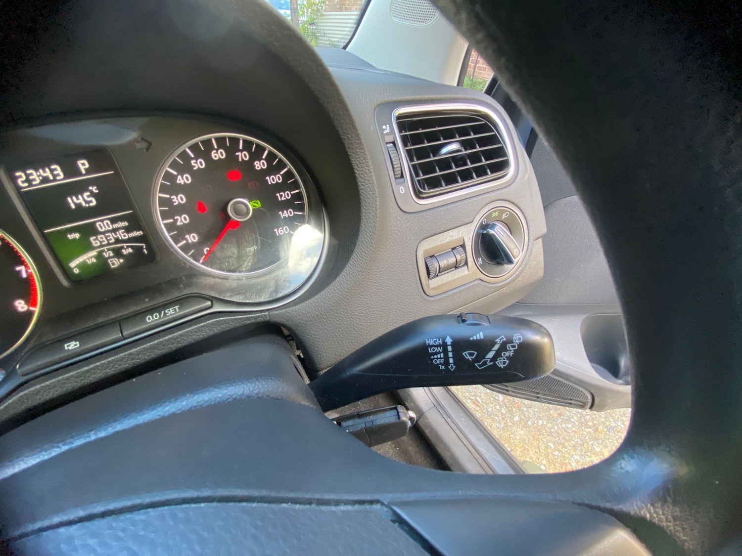 Used Volkswagen Polo 2011 for sale - 76506233: Photo 14