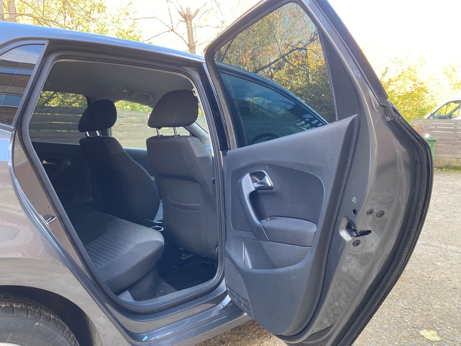 Used Volkswagen Polo 2011 for sale - 76506233: Photo 19