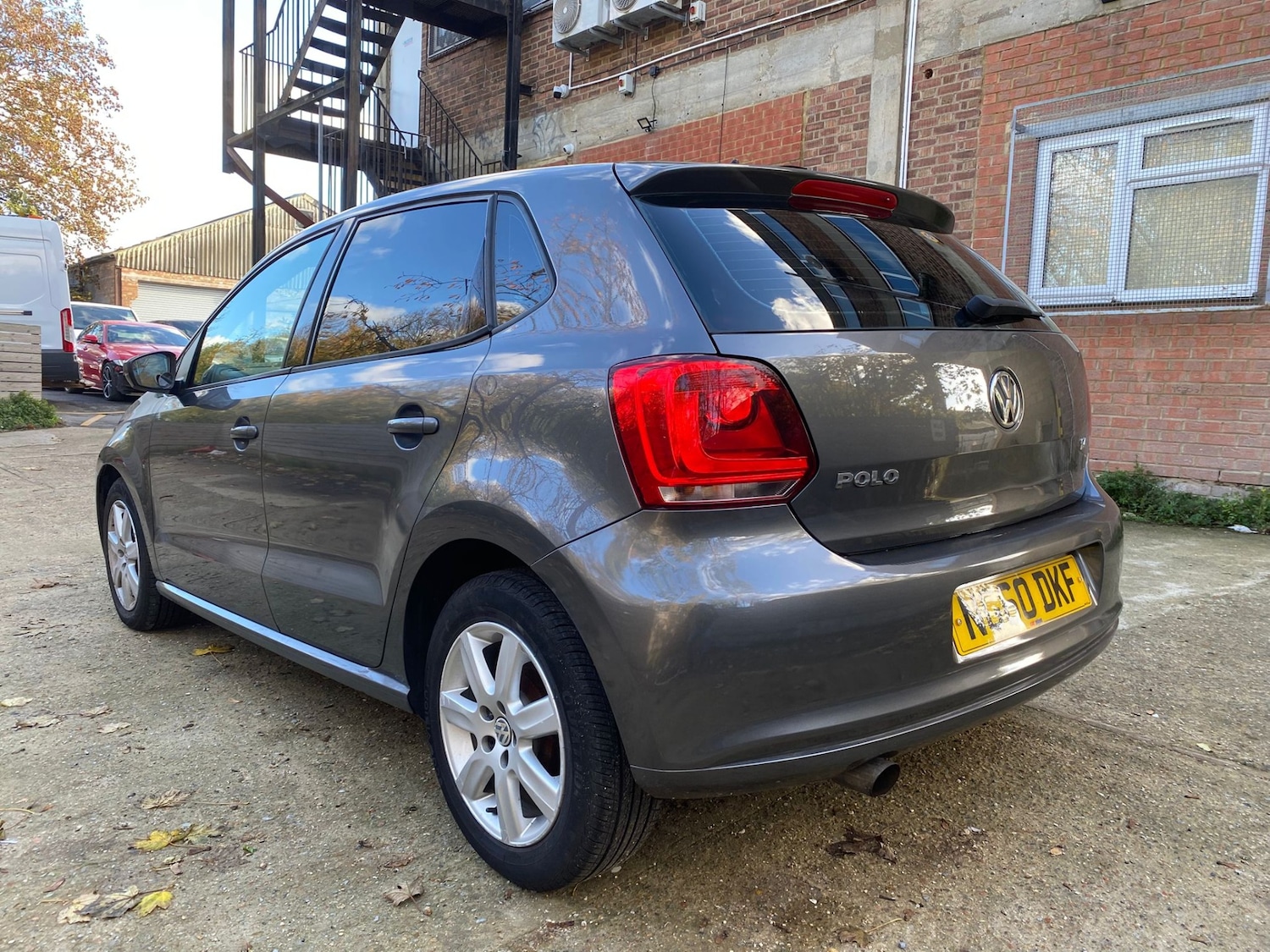 Used Volkswagen Polo 2011 for sale - 76506233: Photo 4