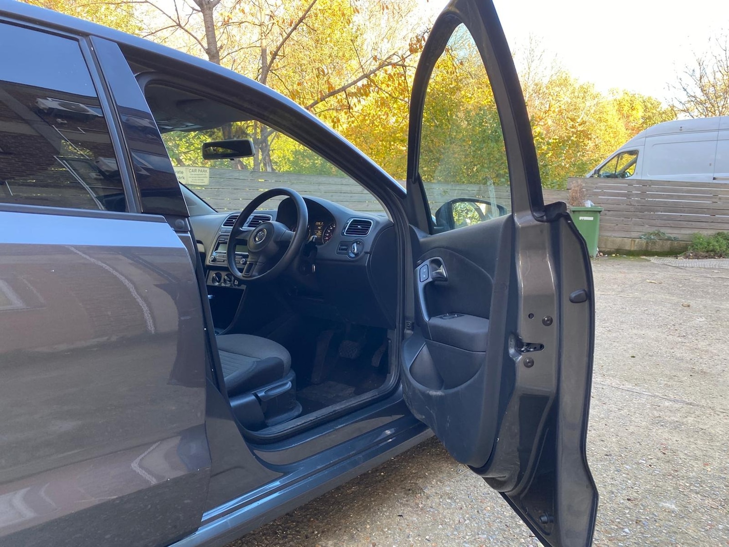 Used Volkswagen Polo 2011 for sale - 76506233: Photo 8