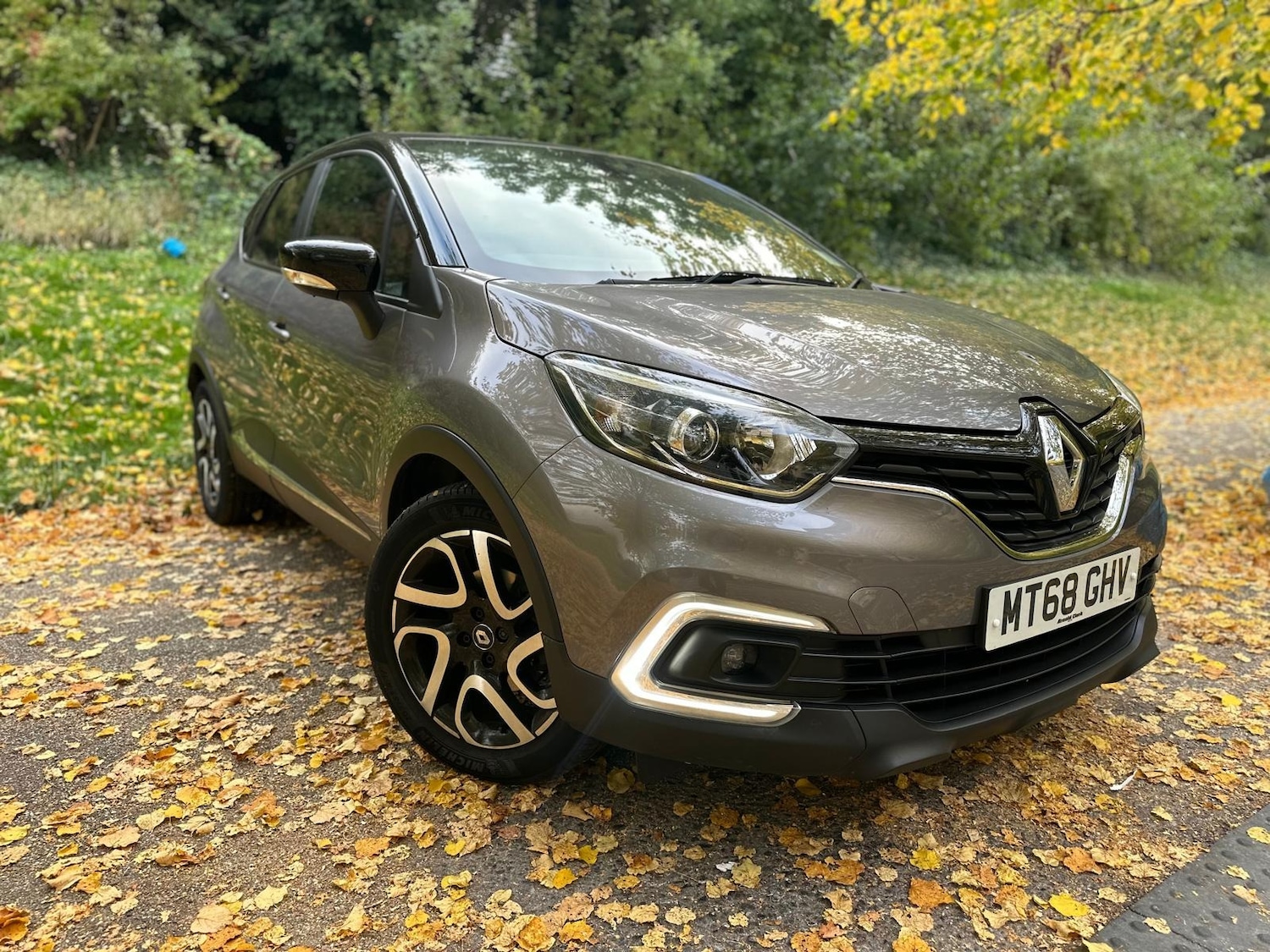 Used Renault Captur 2018 for sale - 76532261: Photo 1