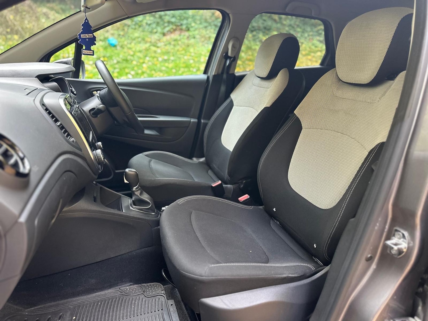 Used Renault Captur 2018 for sale - 76532261: Photo 35