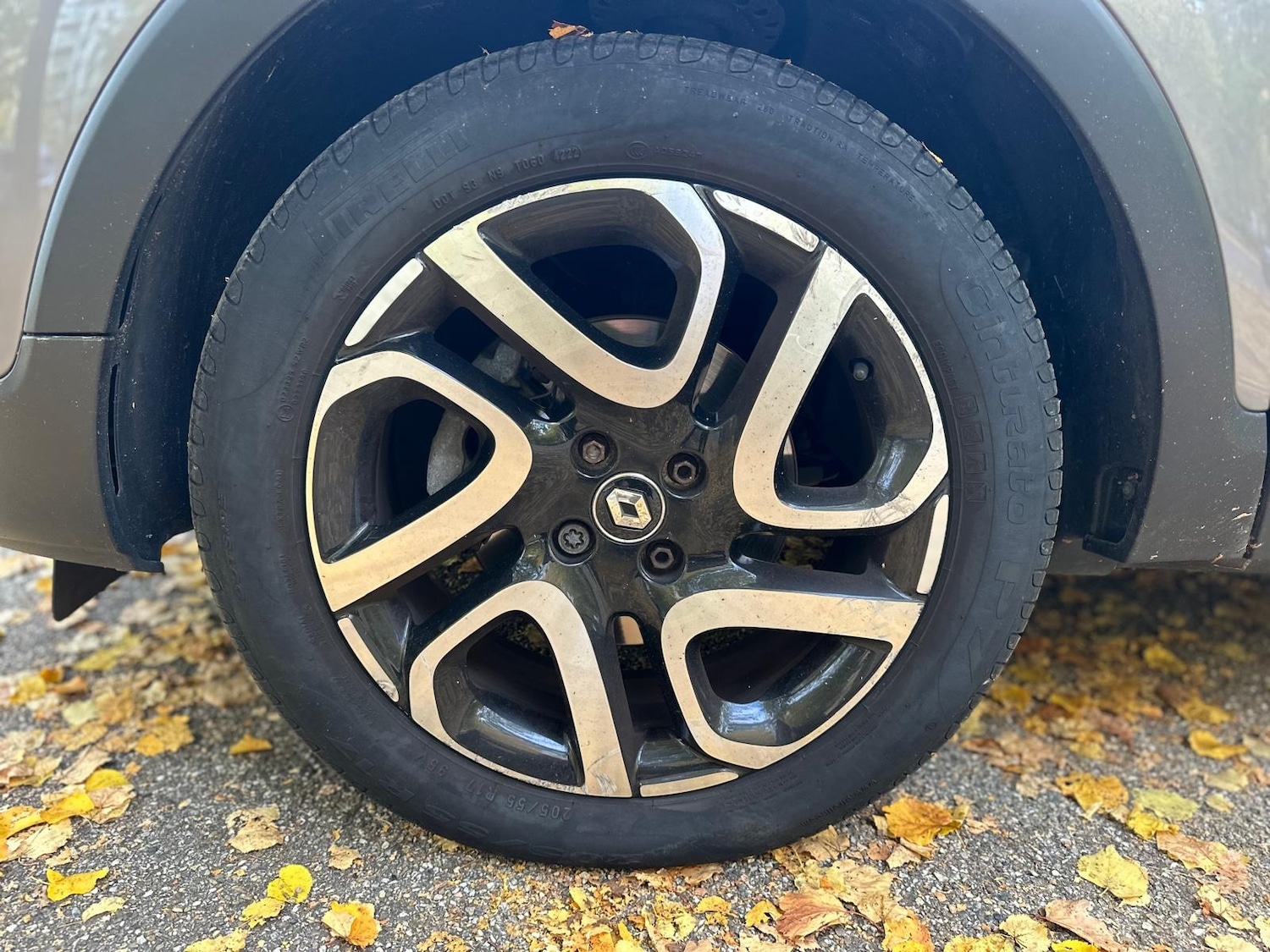 Used Renault Captur 2018 for sale - 76532261: Photo 37