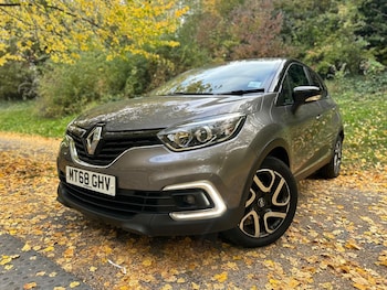 Used Renault Captur 2018 for sale - 76532261: Photo