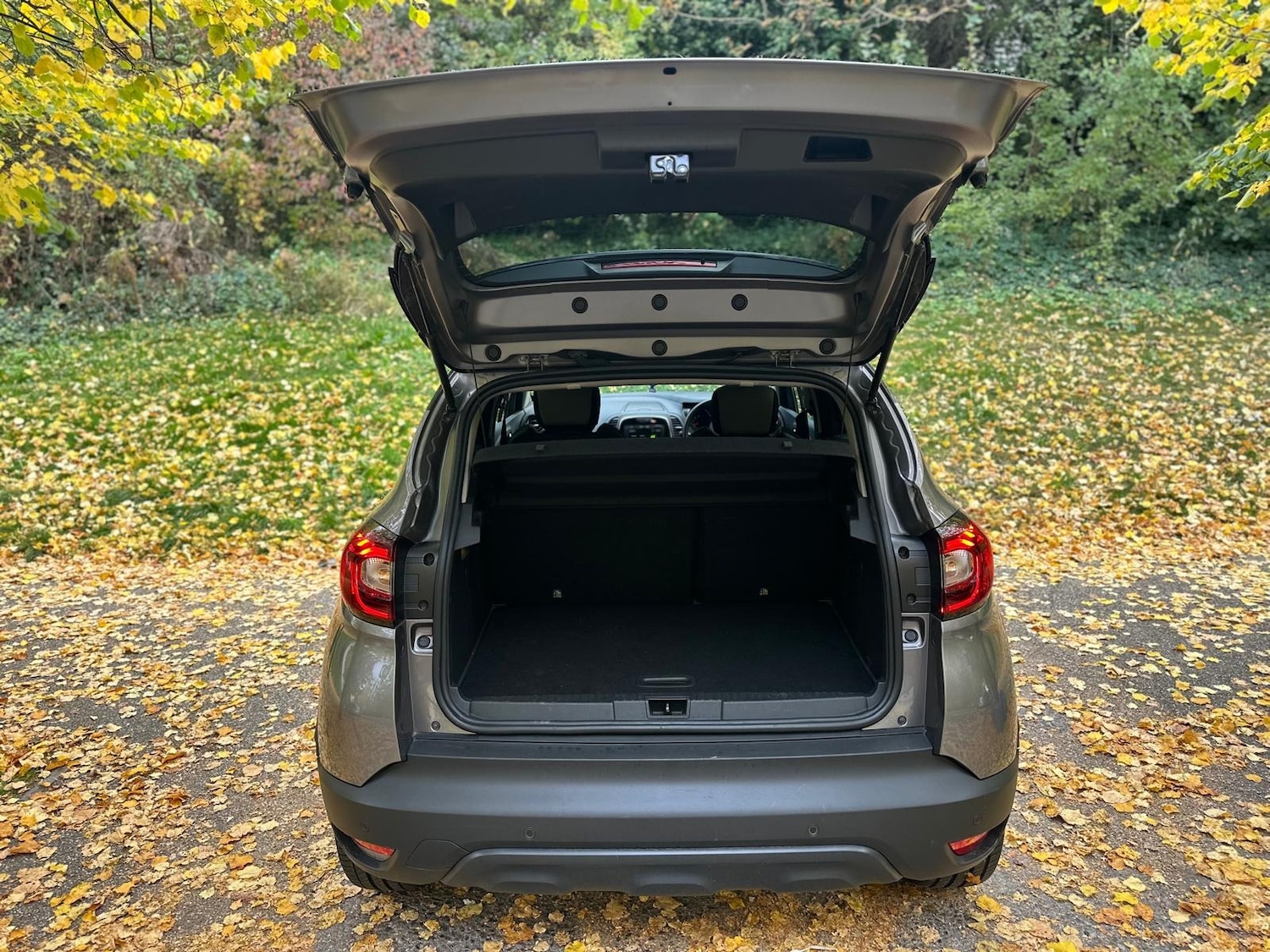 Used Renault Captur 2018 for sale - 76532261: Photo 8