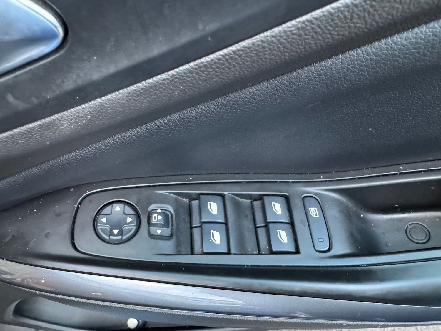 Used Vauxhall Grandland X 2020 for sale - 77170736: Photo 8