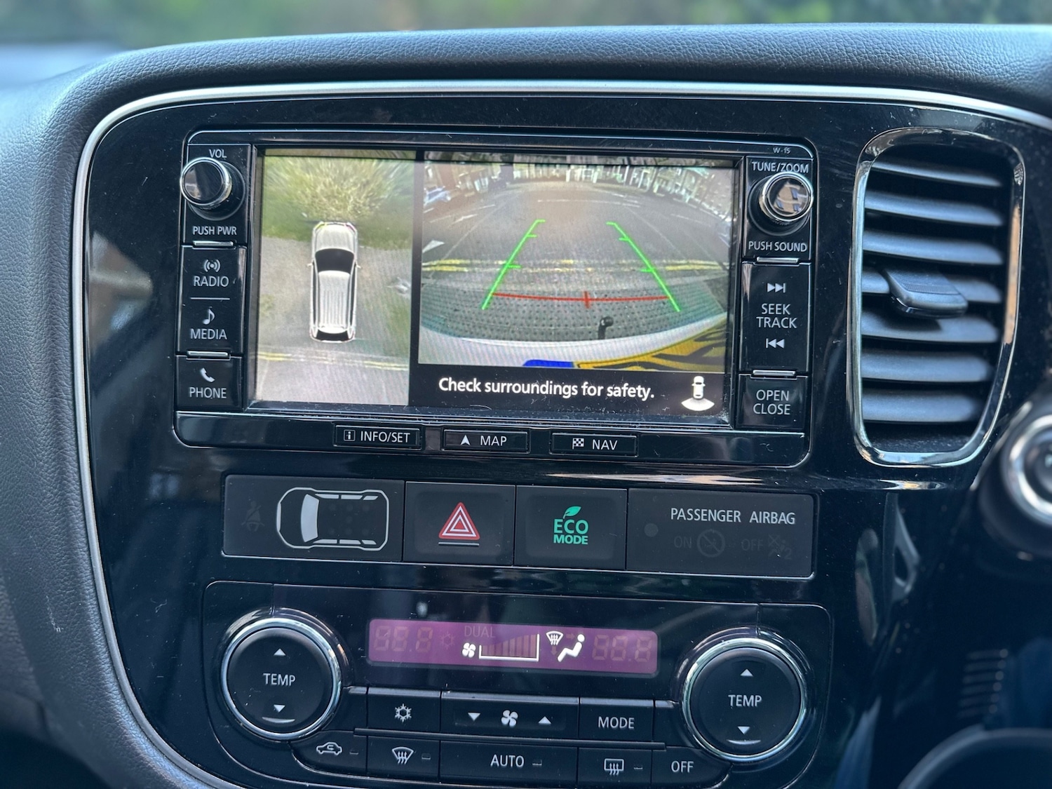 Used Mitsubishi Outlander 2016 for sale - 76505267: Photo 23