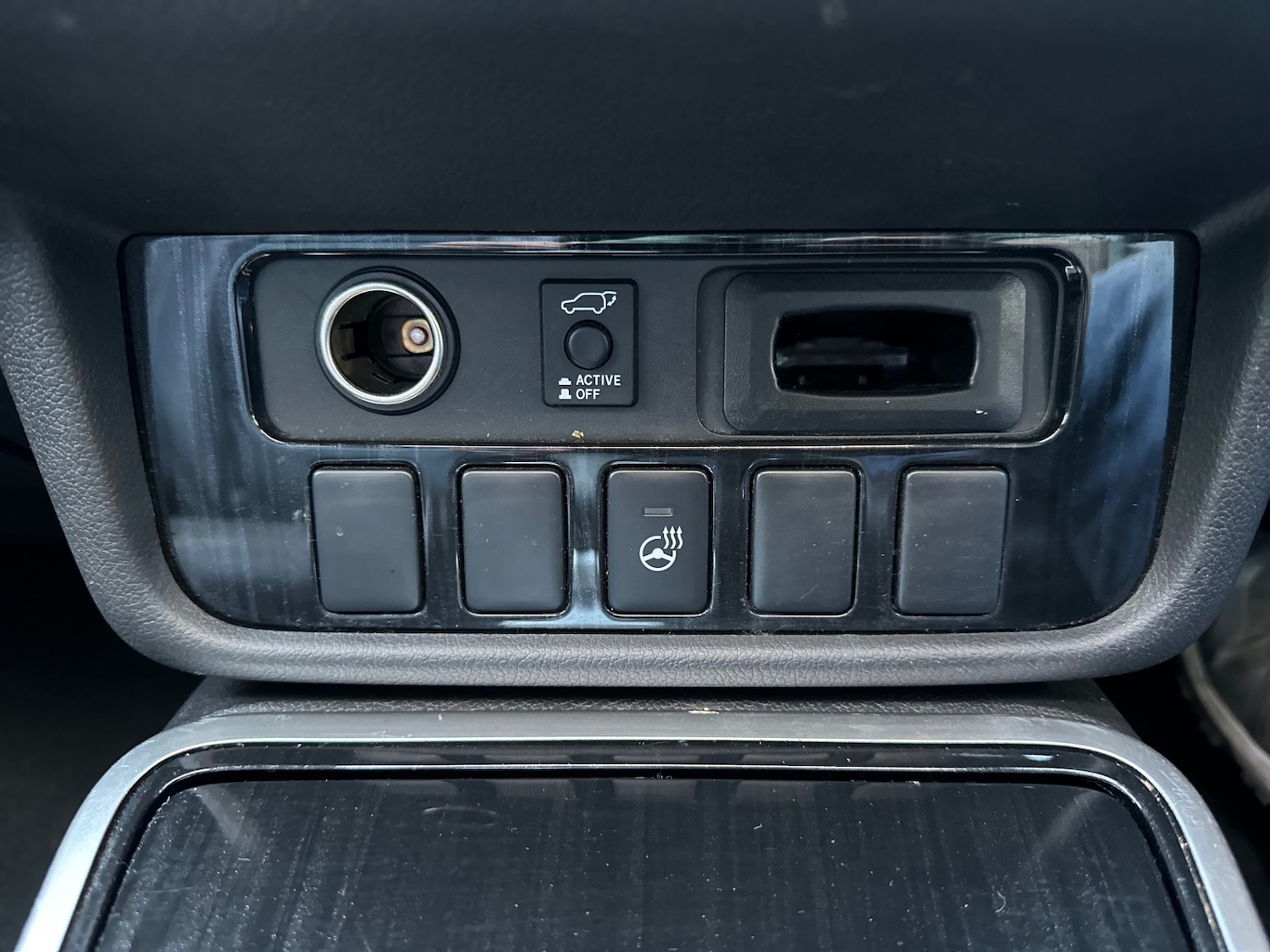 Used Mitsubishi Outlander 2016 for sale - 76505267: Photo 25