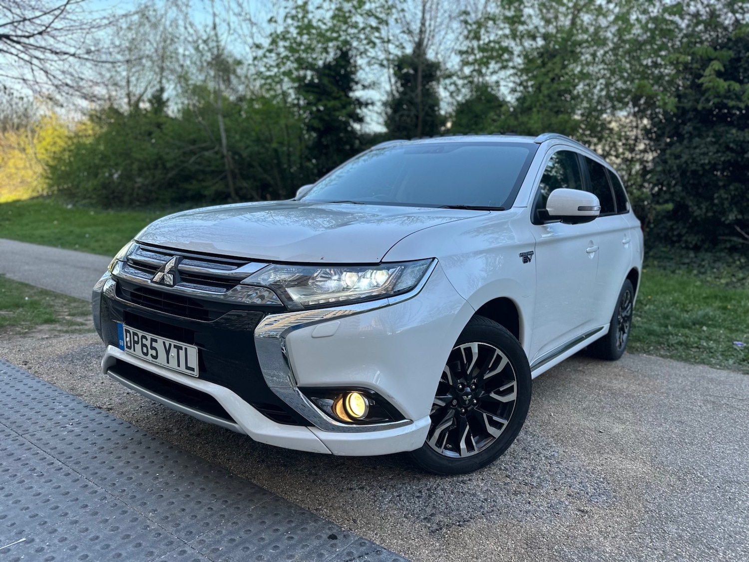 Used Mitsubishi Outlander 2016 for sale - 76505267: Photo 3