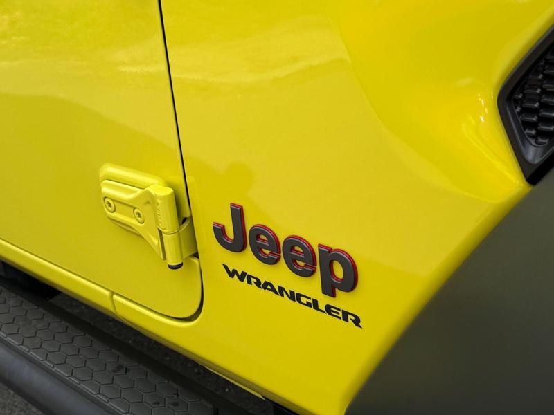 Used Jeep Wrangler 2024 for sale - 76888057: Photo 48