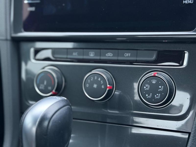 Used Volkswagen Golf 2018 for sale - 76949091: Photo 31